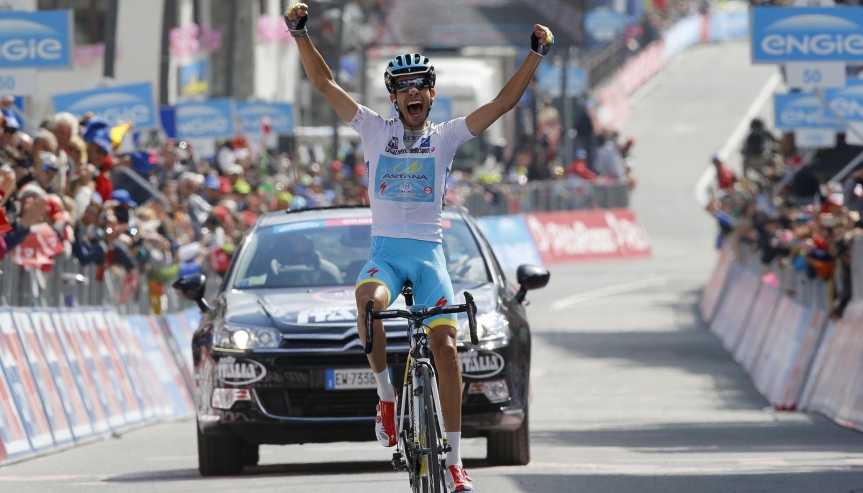 Giro2015_stage19_winner_Fabio_Aru