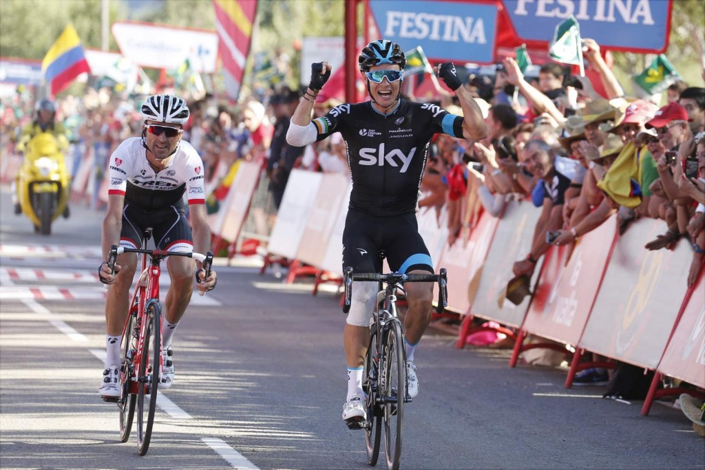 Vuelta2015_Stage18_winner_Nicolas_Roche_1